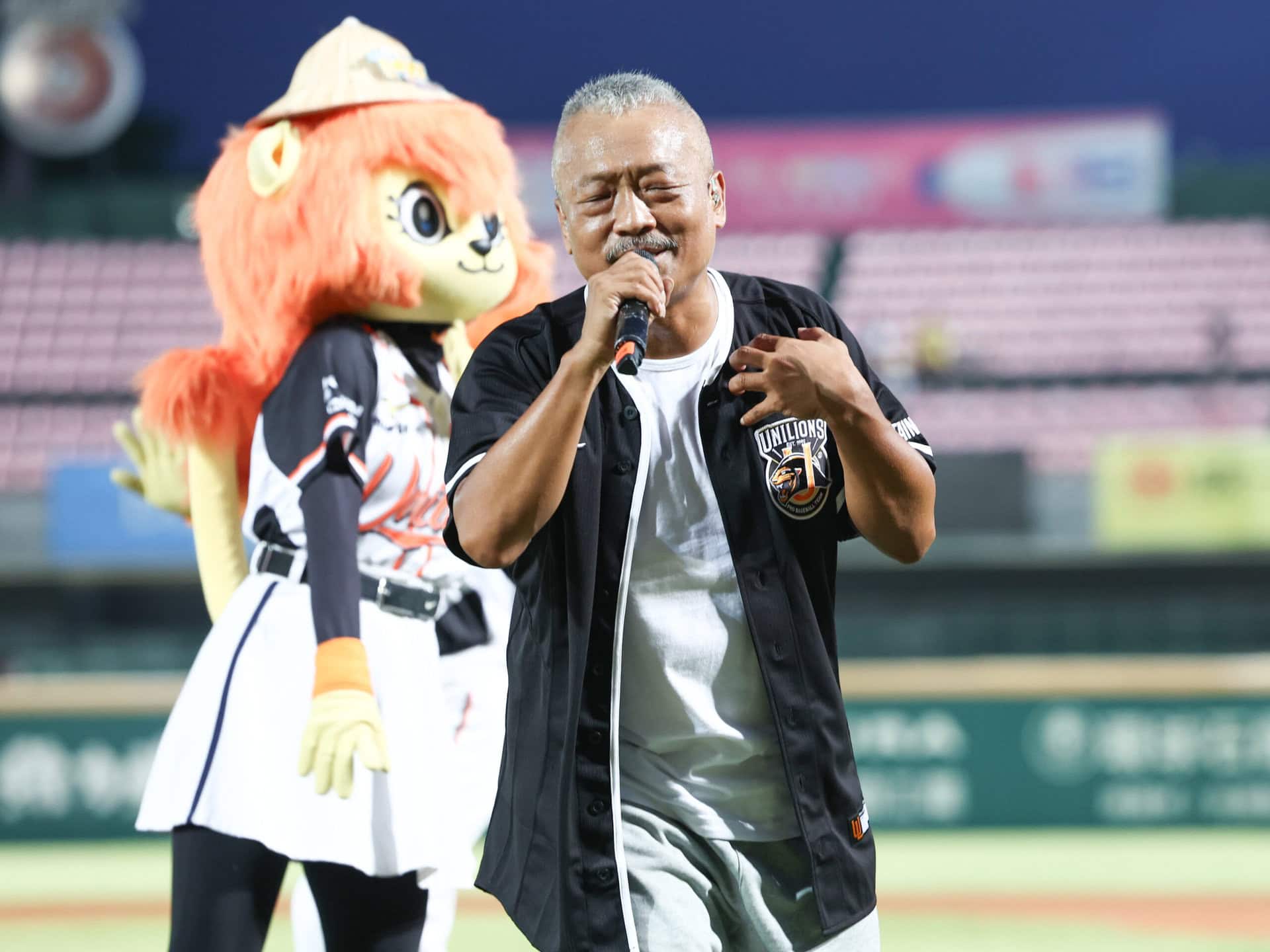 謝銘祐