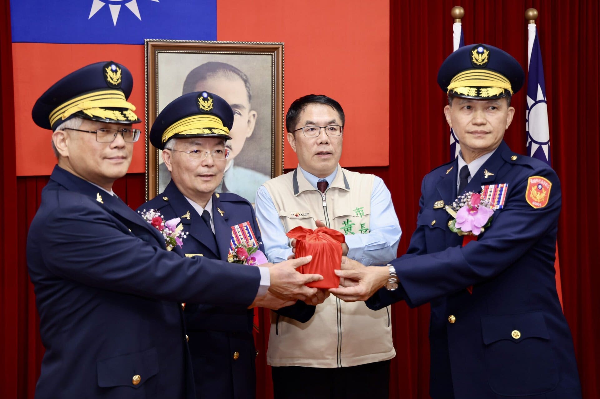 警局